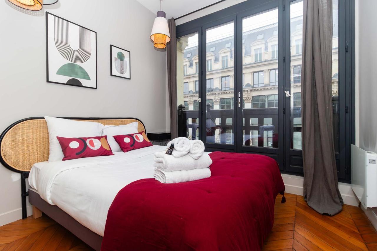 Apartment Center Of Paris By Studio Prestige Esterno foto